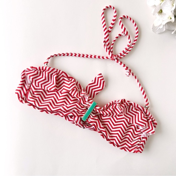 Xhilaration Chevron Print Ruffle Bikini Top - Picture 1 of 8